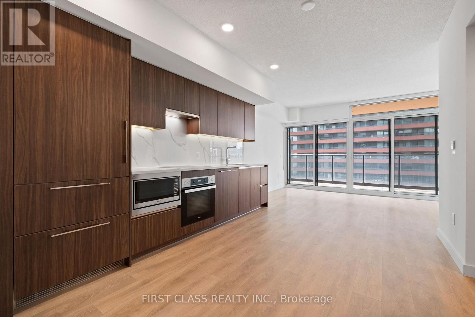 728w - 3 Concord Cityplace Way, Toronto, Ontario  M5V 0X4 - Photo 5 - C13711456