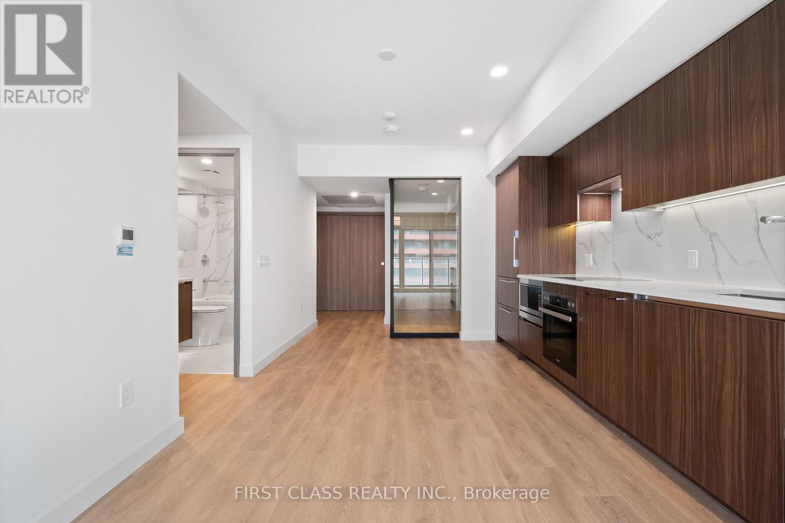 728w - 3 Concord Cityplace Way, Toronto, Ontario  M5V 0X4 - Photo 6 - C13711456