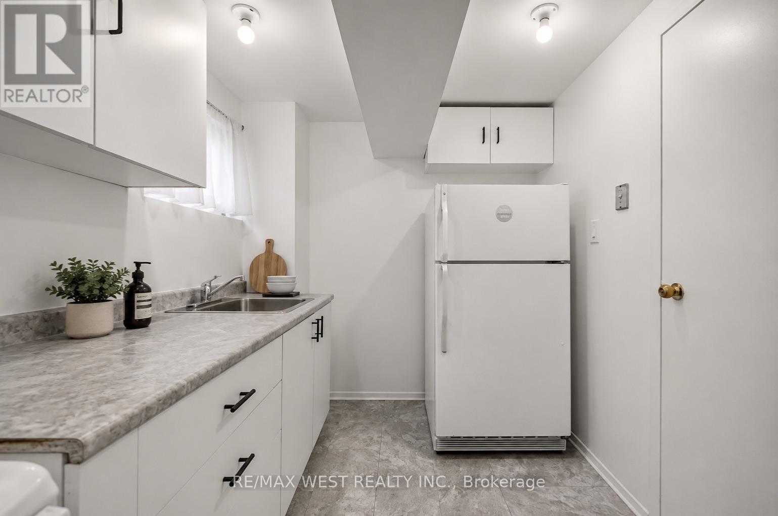 62 Littleleaf Drive, Toronto, Ontario  M1B 1Z2 - Photo 14 - E13711350