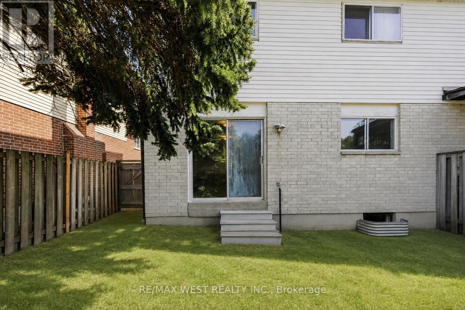 62 Littleleaf Drive, Toronto, Ontario  M1B 1Z2 - Photo 25 - E13711350