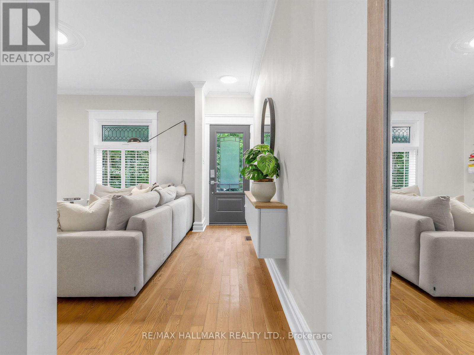 28 Condor Avenue, Toronto, Ontario  M4J 3M8 - Photo 11 - E13711368