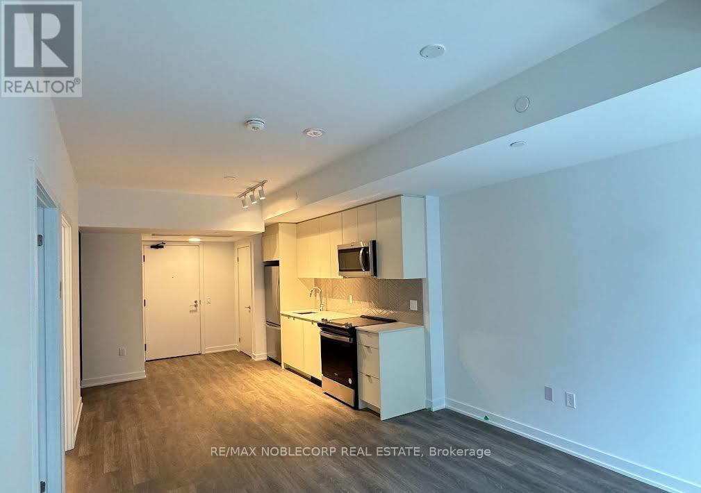 337 D - 1614 Charles Street, Whitby, Ontario  L1N 1B9 - Photo 2 - E13711438
