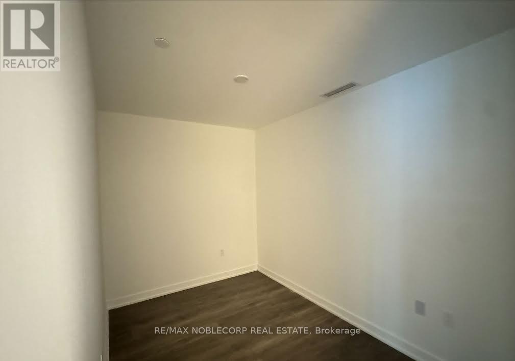 337 D - 1614 Charles Street, Whitby, Ontario  L1N 1B9 - Photo 6 - E13711438