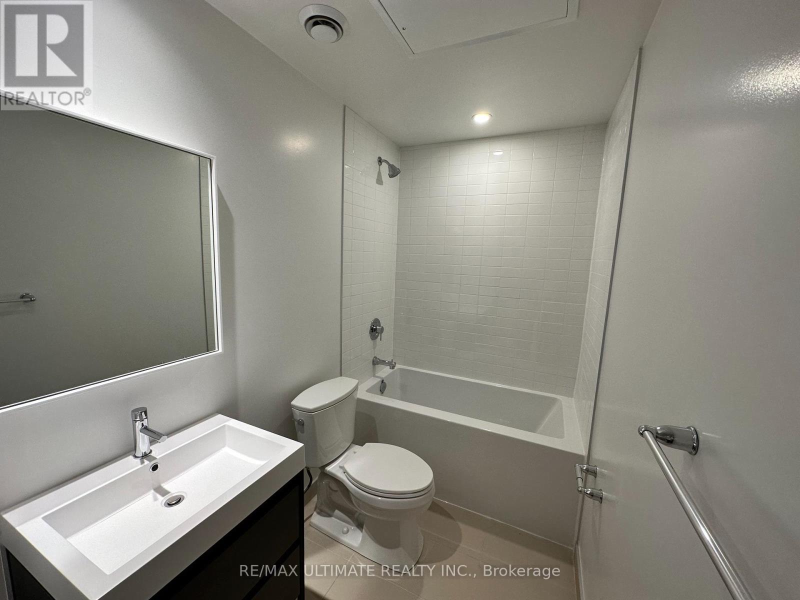442 - 150 Logan Avenue, Toronto, Ontario  M4M 0E4 - Photo 15 - E13711462