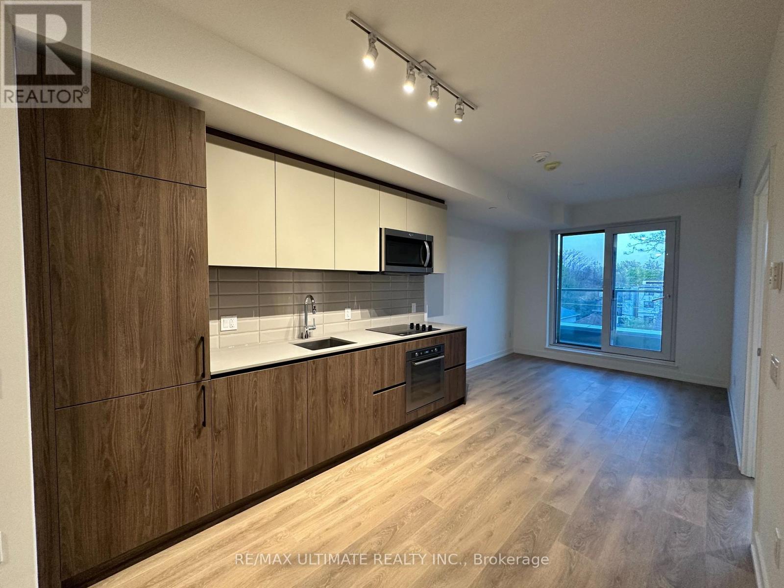 442 - 150 Logan Avenue, Toronto, Ontario  M4M 0E4 - Photo 3 - E13711462