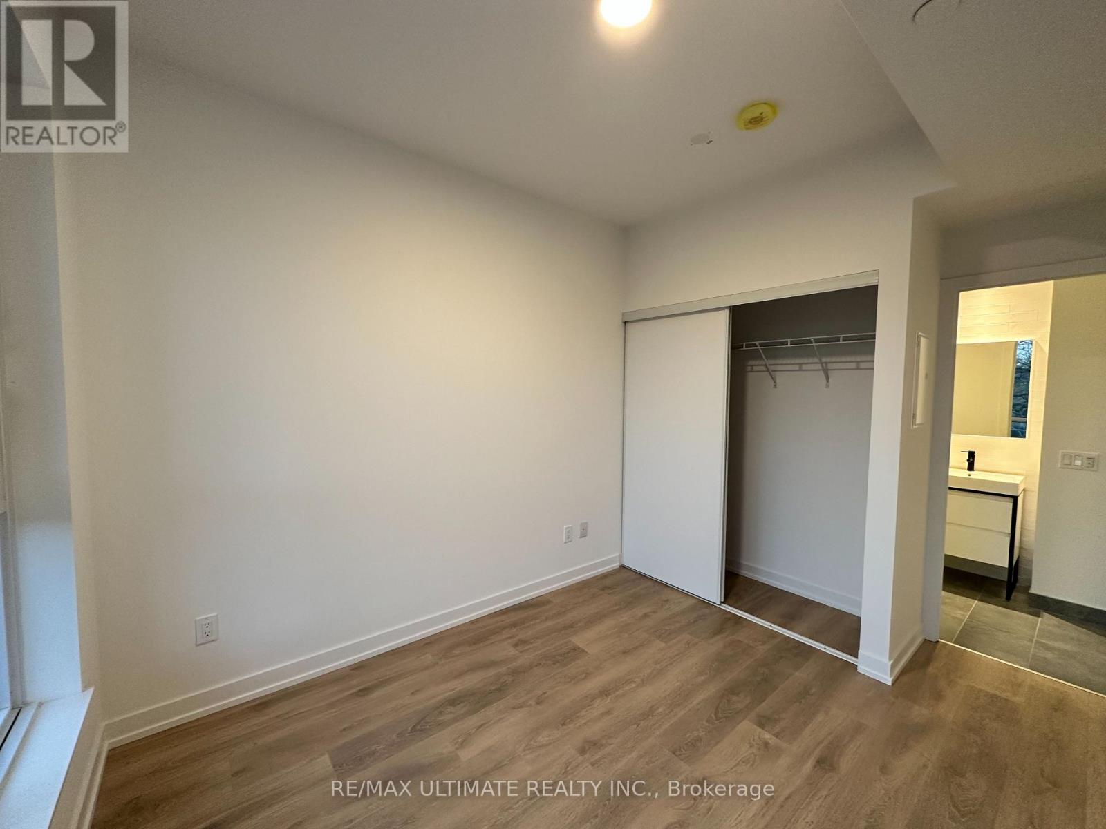 442 - 150 Logan Avenue, Toronto, Ontario  M4M 0E4 - Photo 9 - E13711462