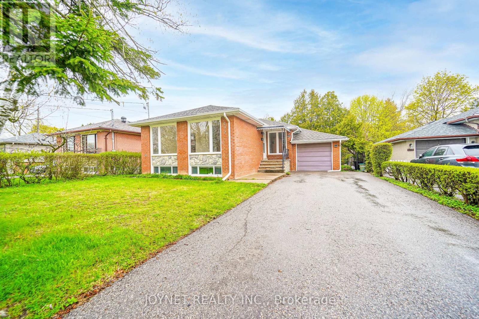 299 Palmer Avenue, Richmond Hill, Ontario  L4C 1P4 - Photo 1 - N13711344