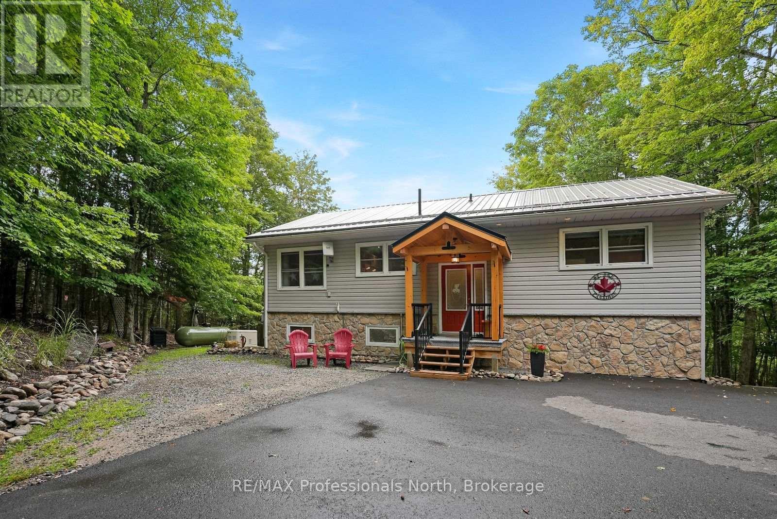 202 Sunnyside Street, Dysart Et Al (Dysart), Ontario  K0M 1S0 - Photo 1 - X13711402