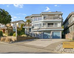 15587 SEMIAHMOO AVENUE, White Rock, British Columbia