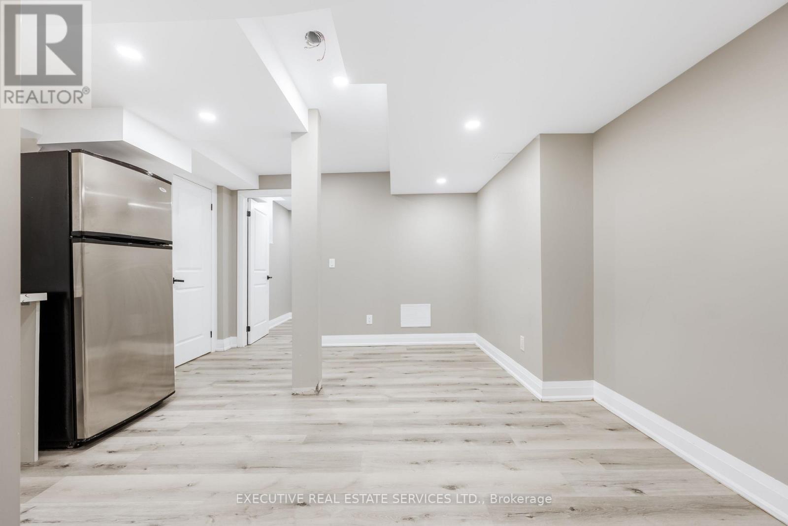 61 Truro (Basement) Circle N, Brampton, Ontario  L7A 4E6 - Photo 11 - W13711346