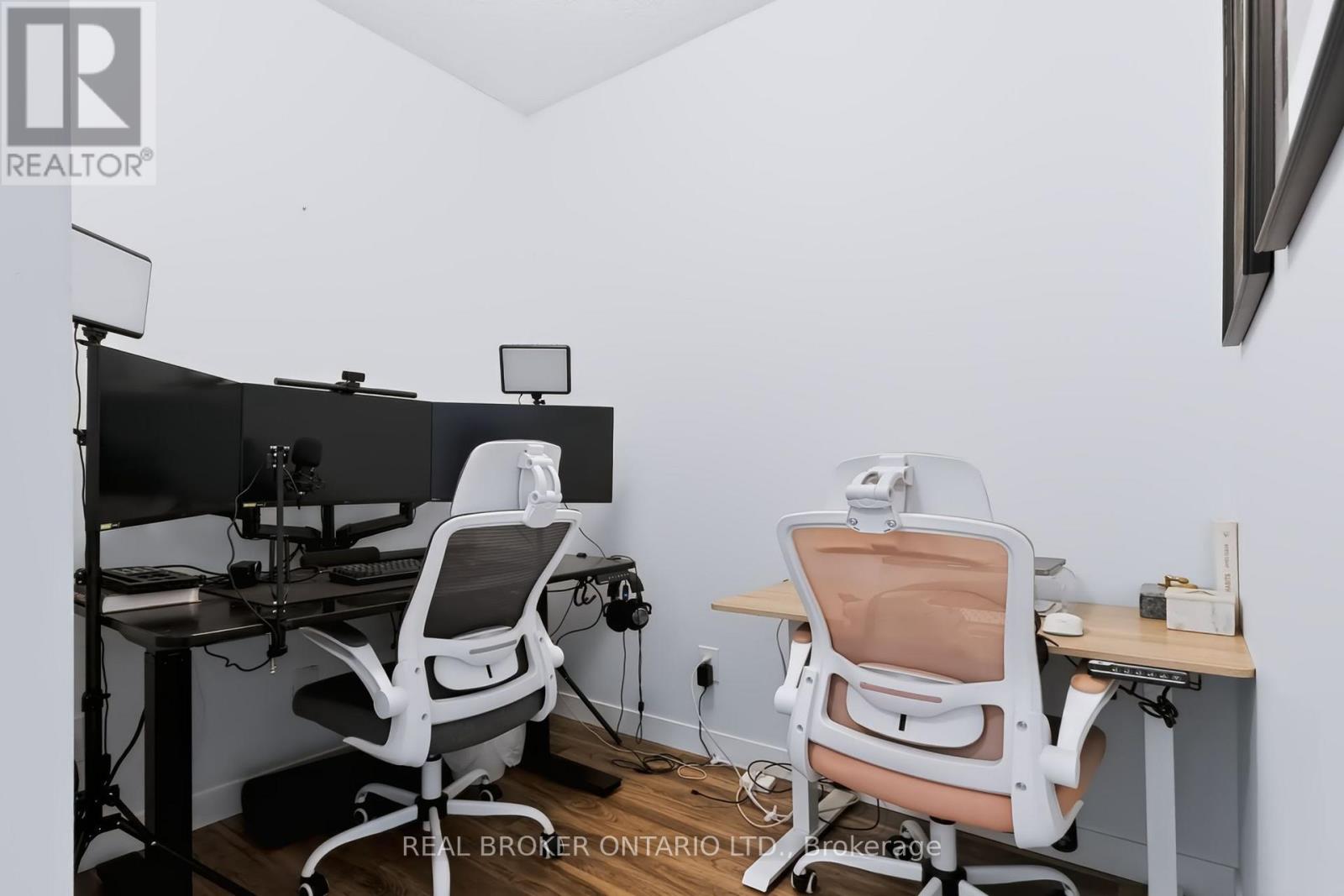 1805 - 2081 Fairview Street, Burlington, Ontario L7R 0E4 - Photo 11 - W13711372
