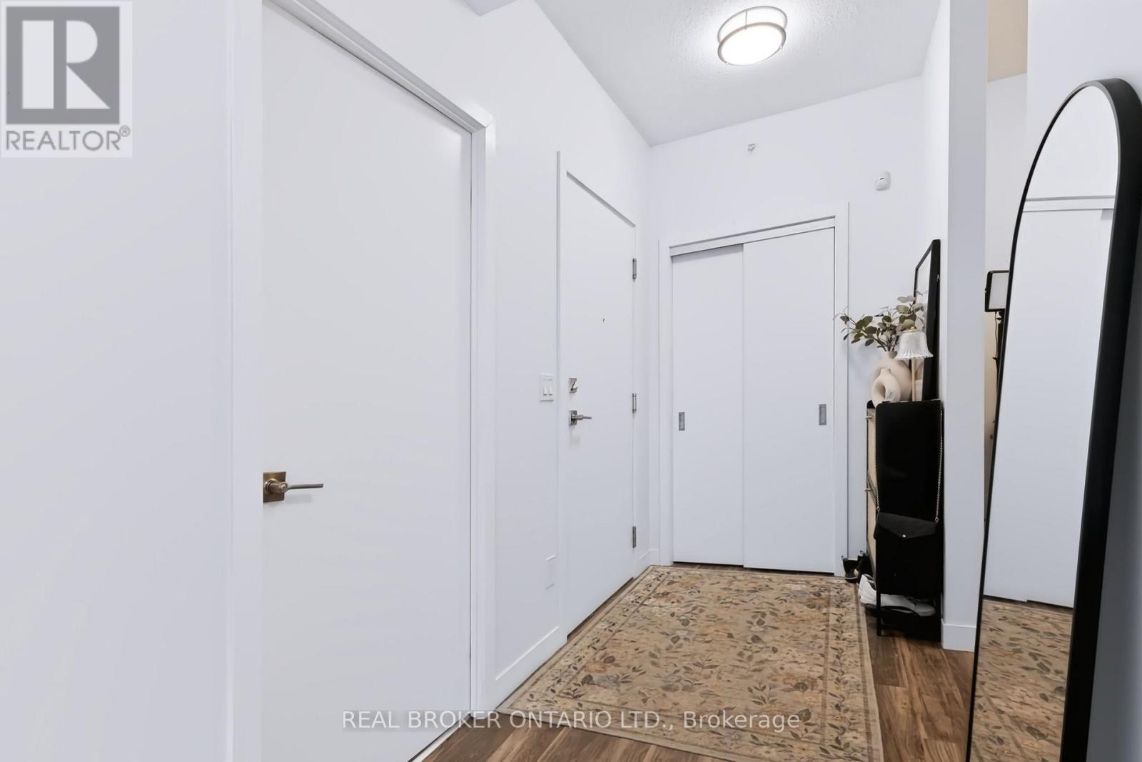 1805 - 2081 Fairview Street, Burlington, Ontario L7R 0E4 - Photo 3 - W13711372