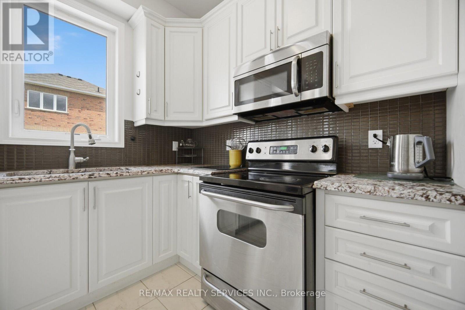 148 Miracle Trail, Brampton, Ontario  L7A 0Y9 - Photo 14 - W13711400