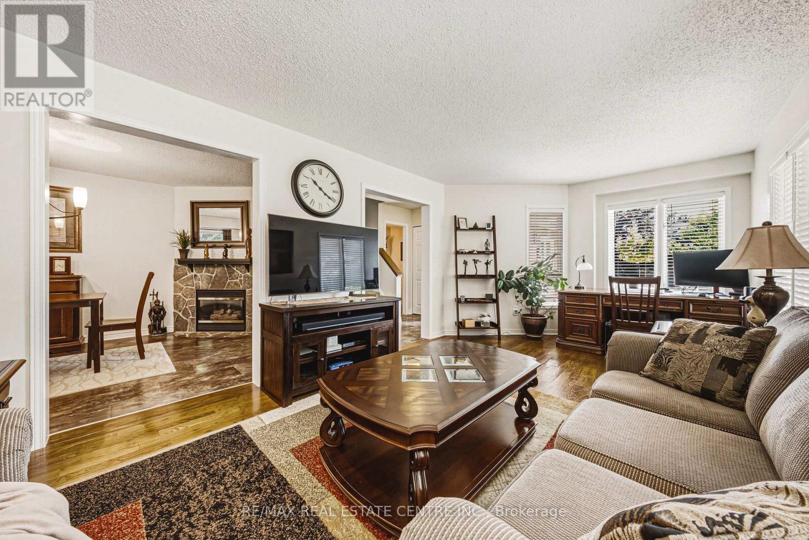 38 Fairgreen Close, Cambridge, Ontario N1T 1T6 - Photo 8 - X13711284