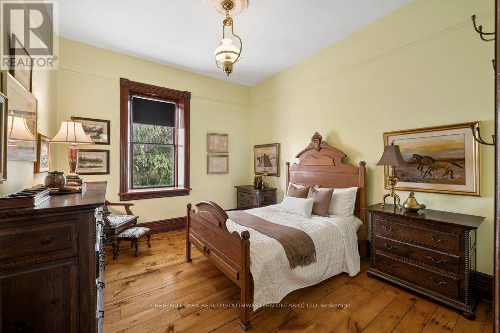 212 Queen Street E, Cambridge, Ontario  N3C 2B4 - Photo 32 - X13711396