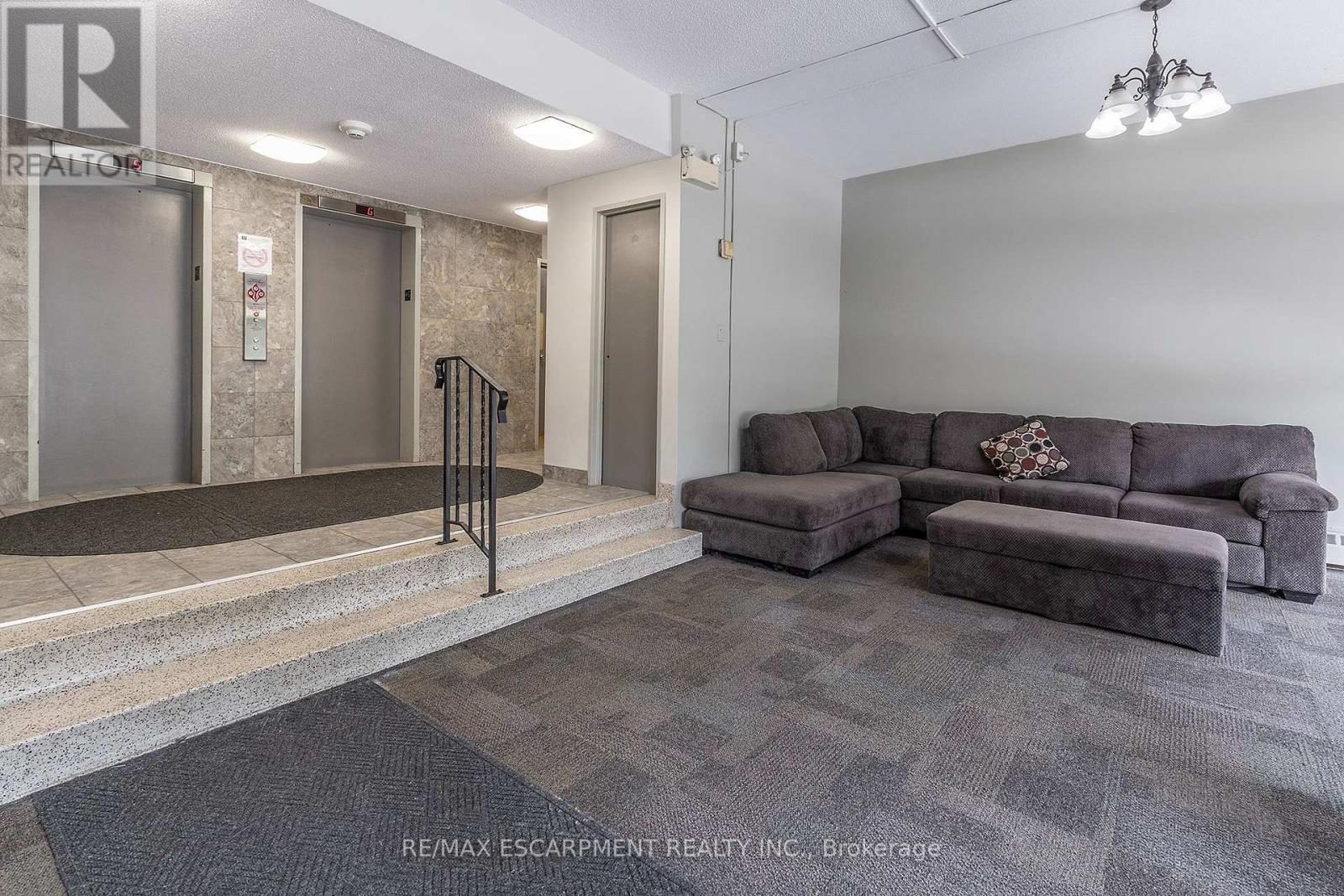 307 - 1950 Main Street W, Hamilton, Ontario  L8S 4M9 - Photo 3 - X13711404
