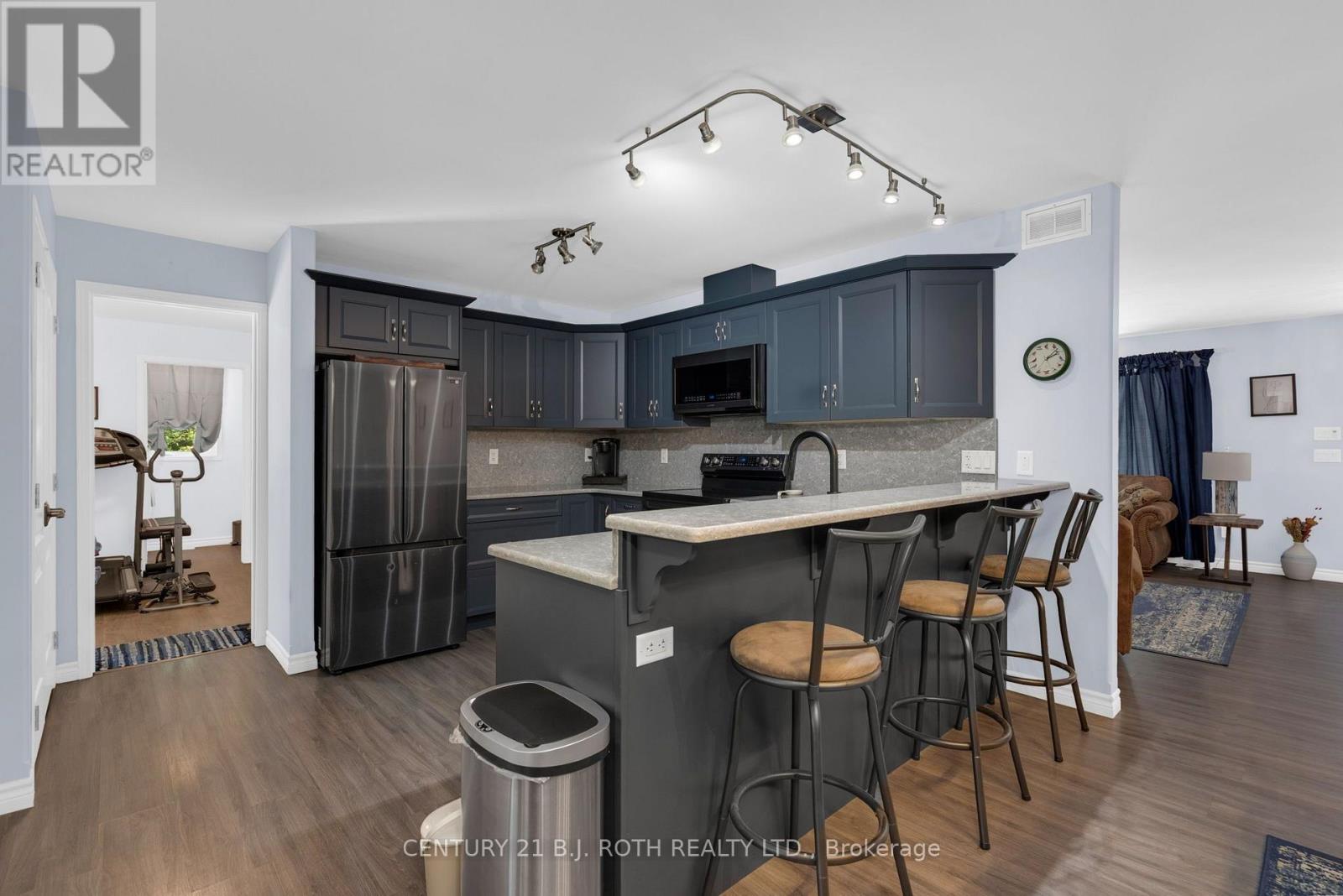 233 Northern Avenue, Trent Lakes, Ontario  K0M 1A0 - Photo 9 - X13711446