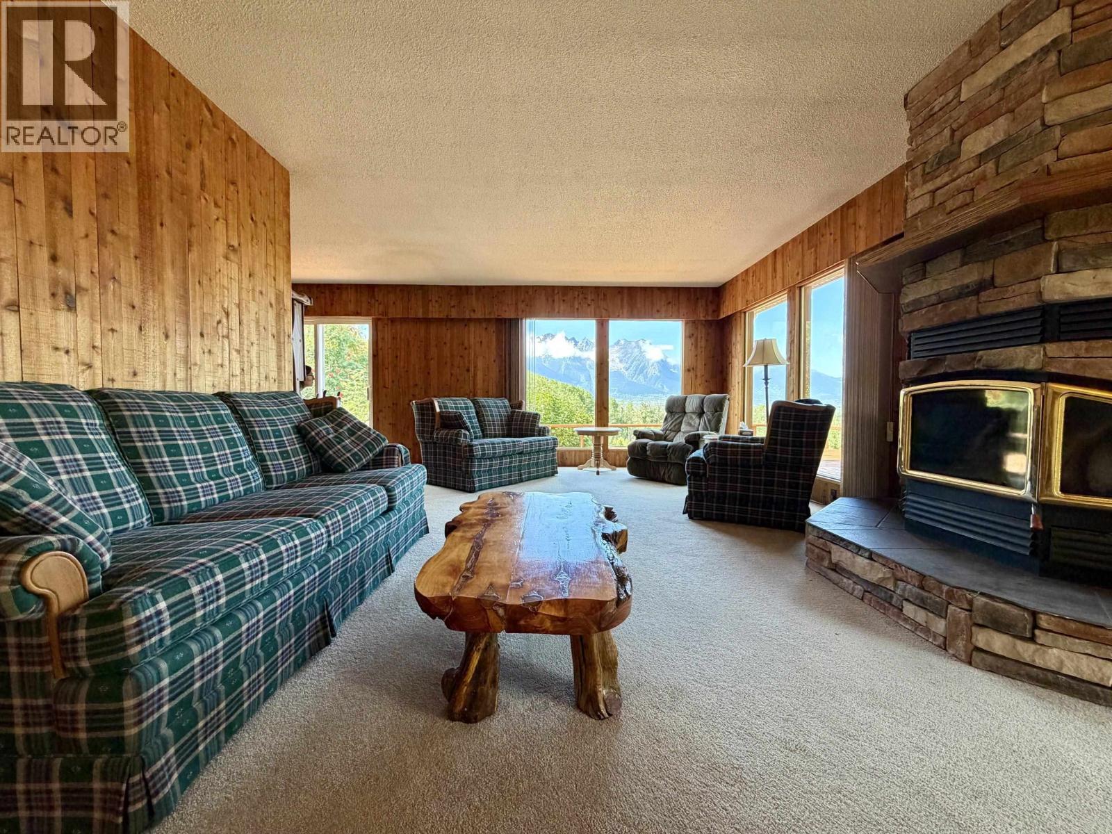 6640 Snake Road, Smithers, British Columbia  V0J 2N7 - Photo 18 - R3157517