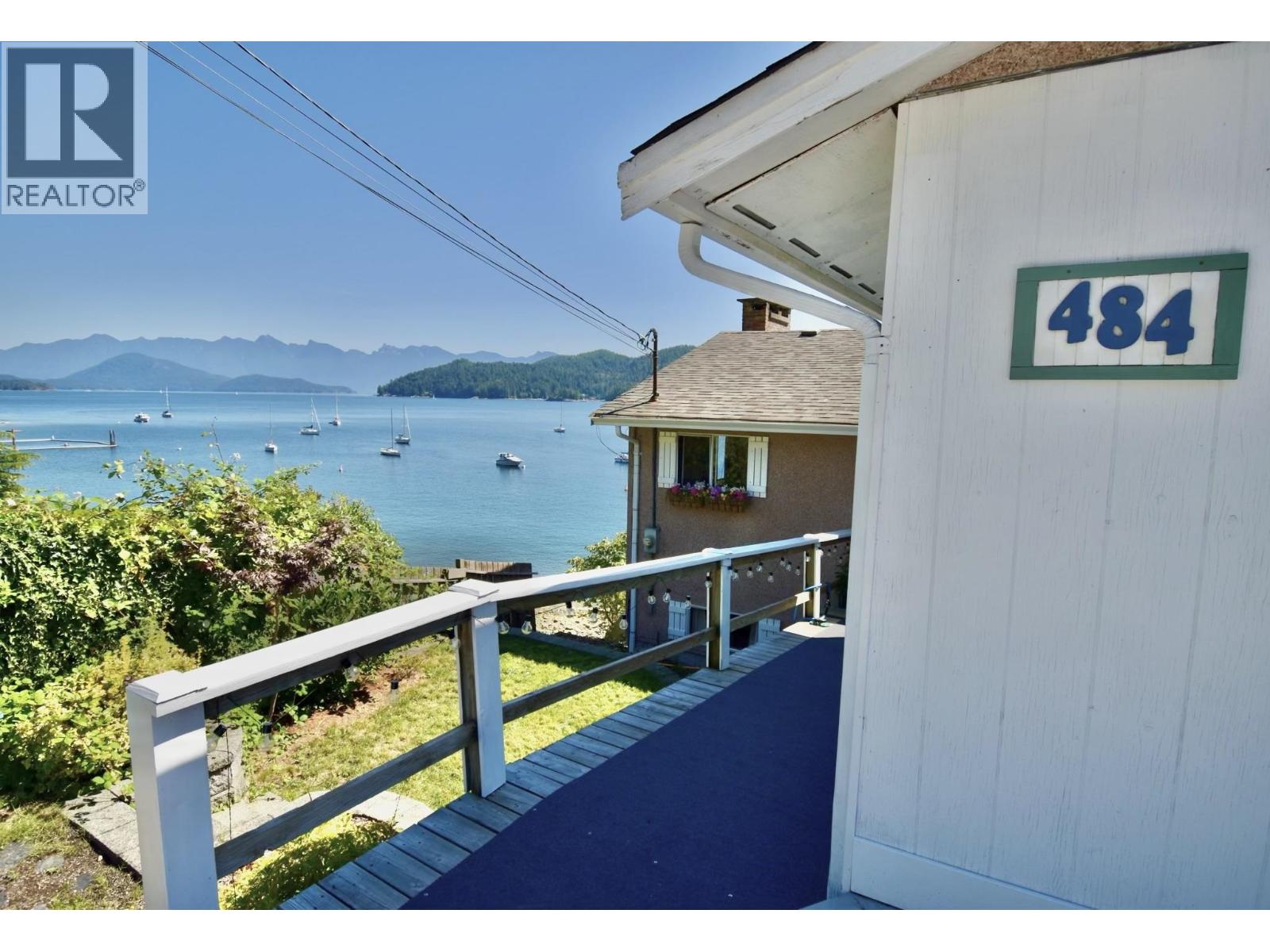 484 Marine Drive, Gibsons, British Columbia  V0N 1V0 - Photo 3 - R3121254