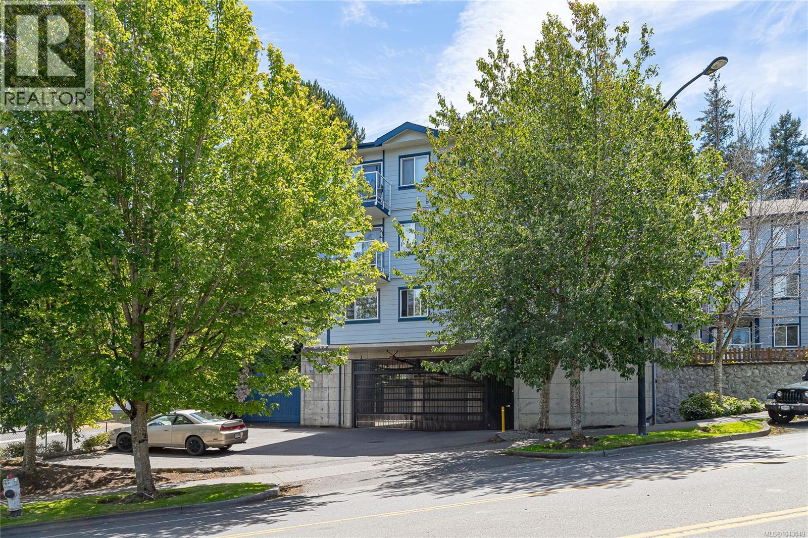 300 383 Wale Rd, Colwood, British Columbia V9B 2P9 - Photo 2 - 1043049