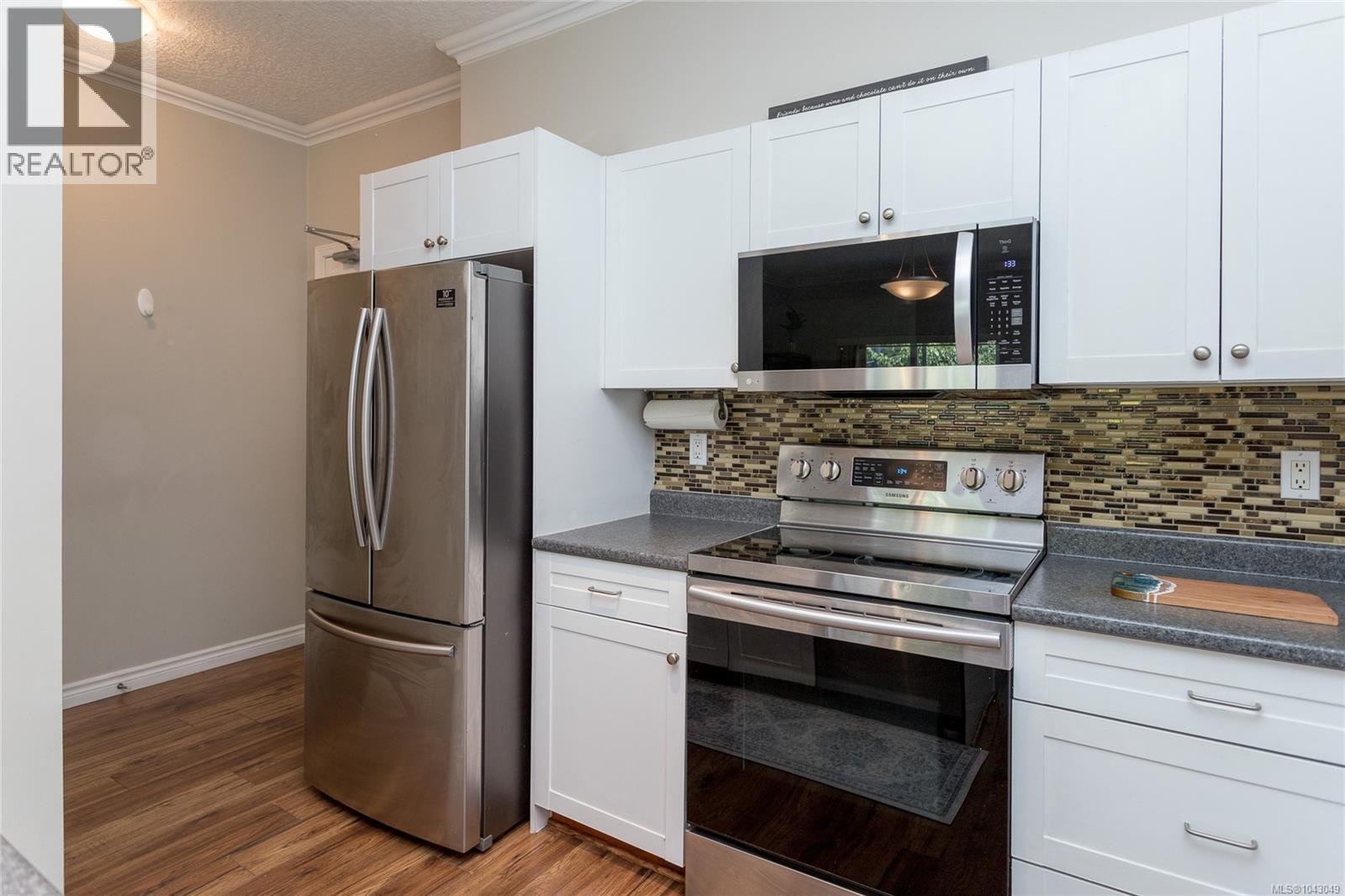 300 383 Wale Rd, Colwood, British Columbia V9B 2P9 - Photo 11 - 1043049