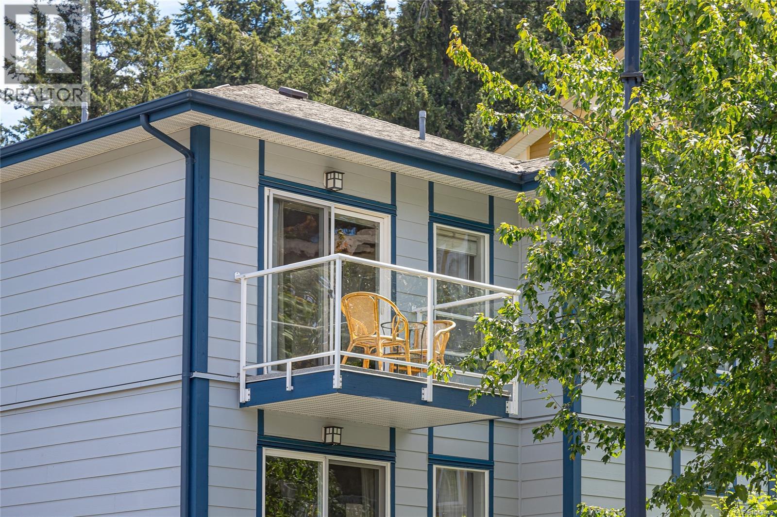 300 383 Wale Rd, Colwood, British Columbia V9B 2P9 - Photo 1 - 1043049