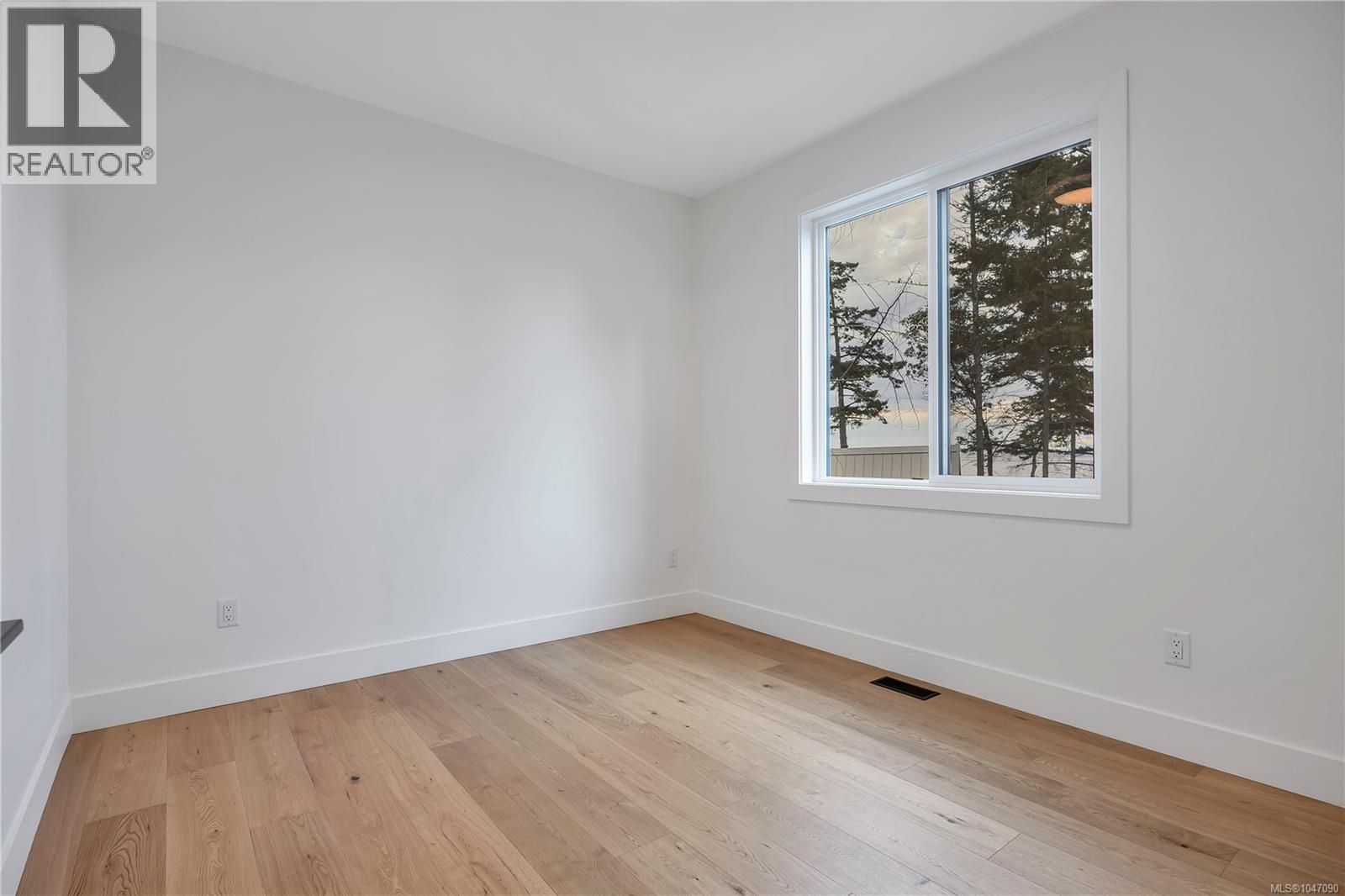 729 Berry Point Rd, Gabriola Island, British Columbia  V0R 1X1 - Photo 43 - 1047090