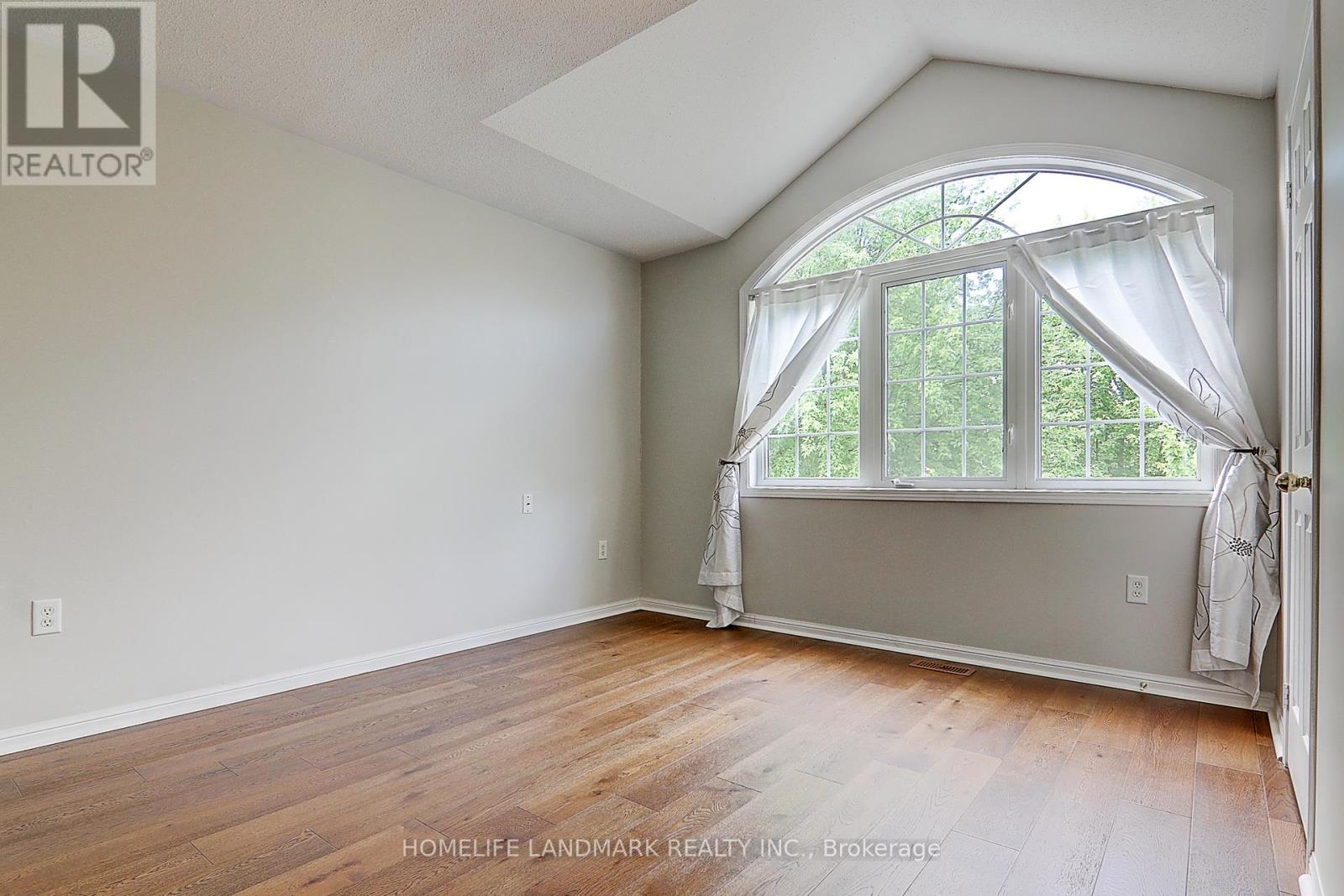 51 Raffia Avenue, Richmond Hill, Ontario  L4E 4N1 - Photo 31 - N13711354