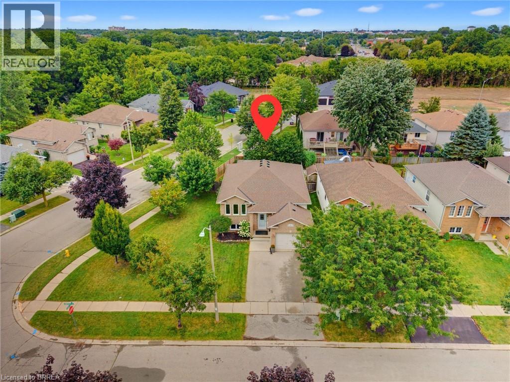 1 Limerick Lane, Brantford, Ontario  N3T 6K8 - Photo 2 - 40857951