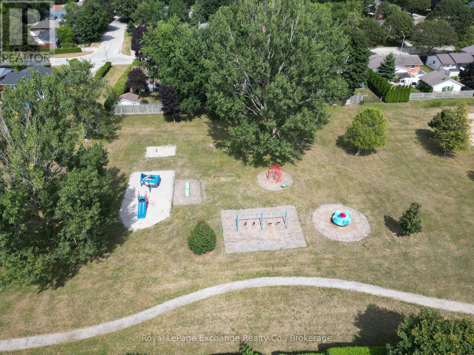 206 Gregor Drive, Huron-Kinloss, Ontario  N2Z 0A4 - Photo 29 - X13708750