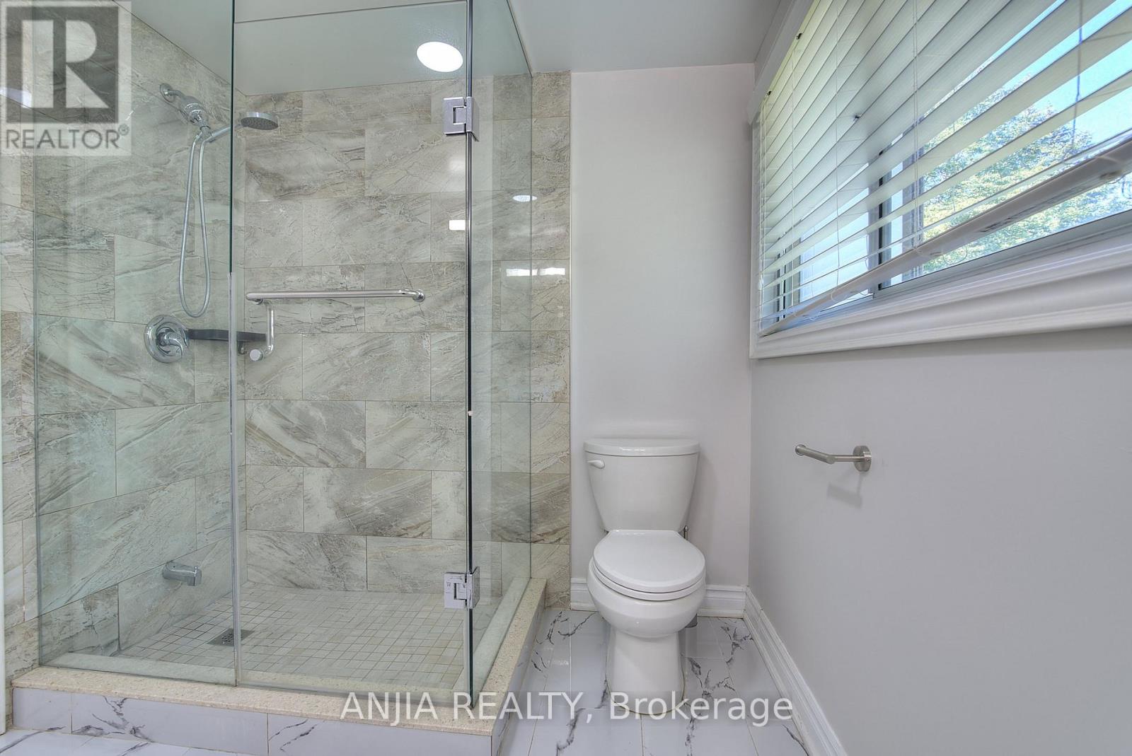 14 Cherrystone Drive, Toronto, Ontario  M2H 1R9 - Photo 19 - C13413832