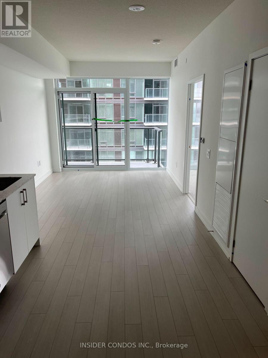 1707 - 4010 Eglinton Avenue W, Toronto, Ontario  M9P 1A6 - Photo 4 - W13696384