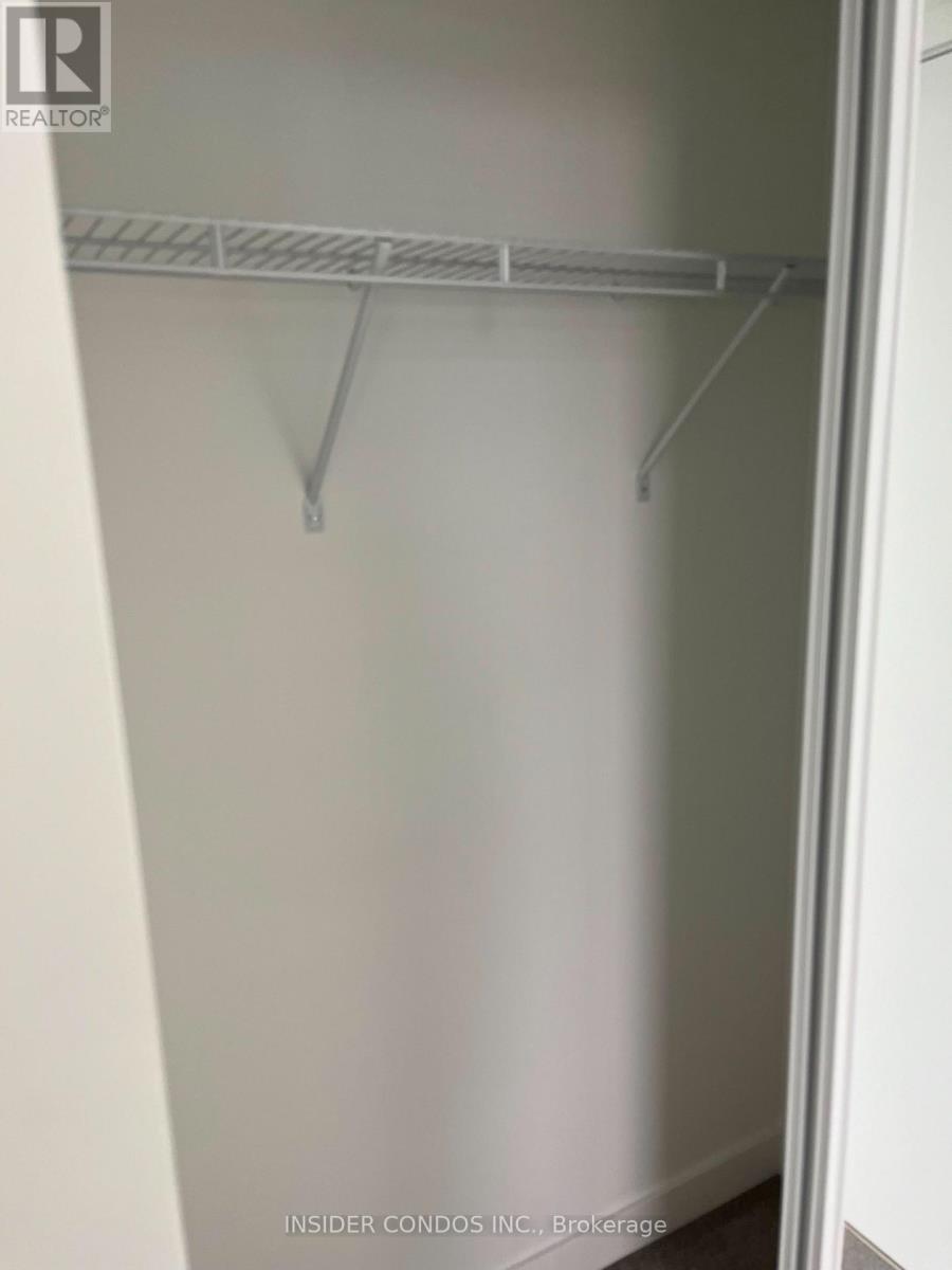 1707 - 4010 Eglinton Avenue W, Toronto, Ontario  M9P 1A6 - Photo 7 - W13696384