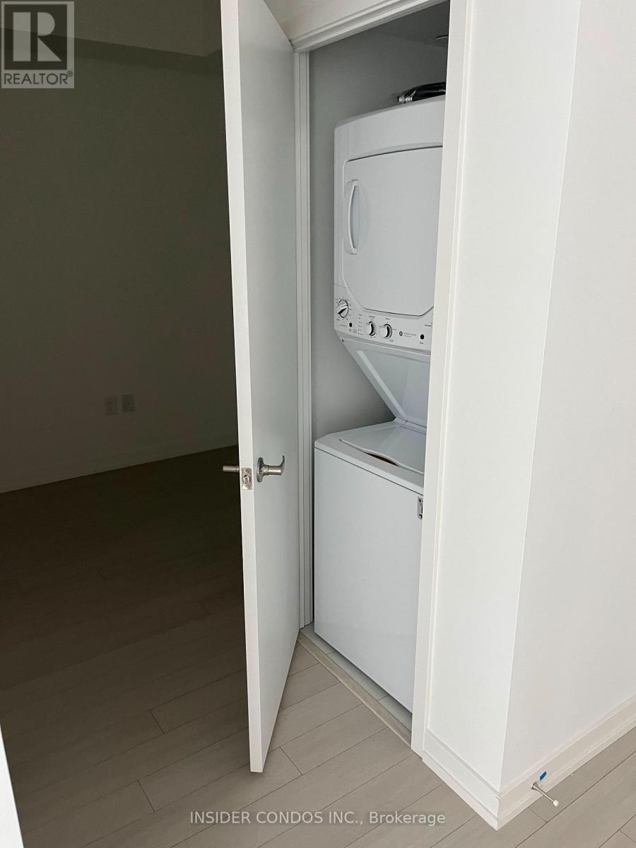 1707 - 4010 Eglinton Avenue W, Toronto, Ontario  M9P 1A6 - Photo 9 - W13696384