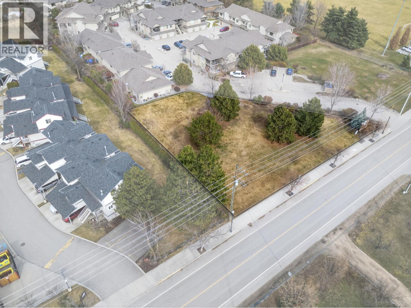3318 Woodsdale Road, Lake Country, British Columbia  V4V 1X6 - Photo 4 - 10398687