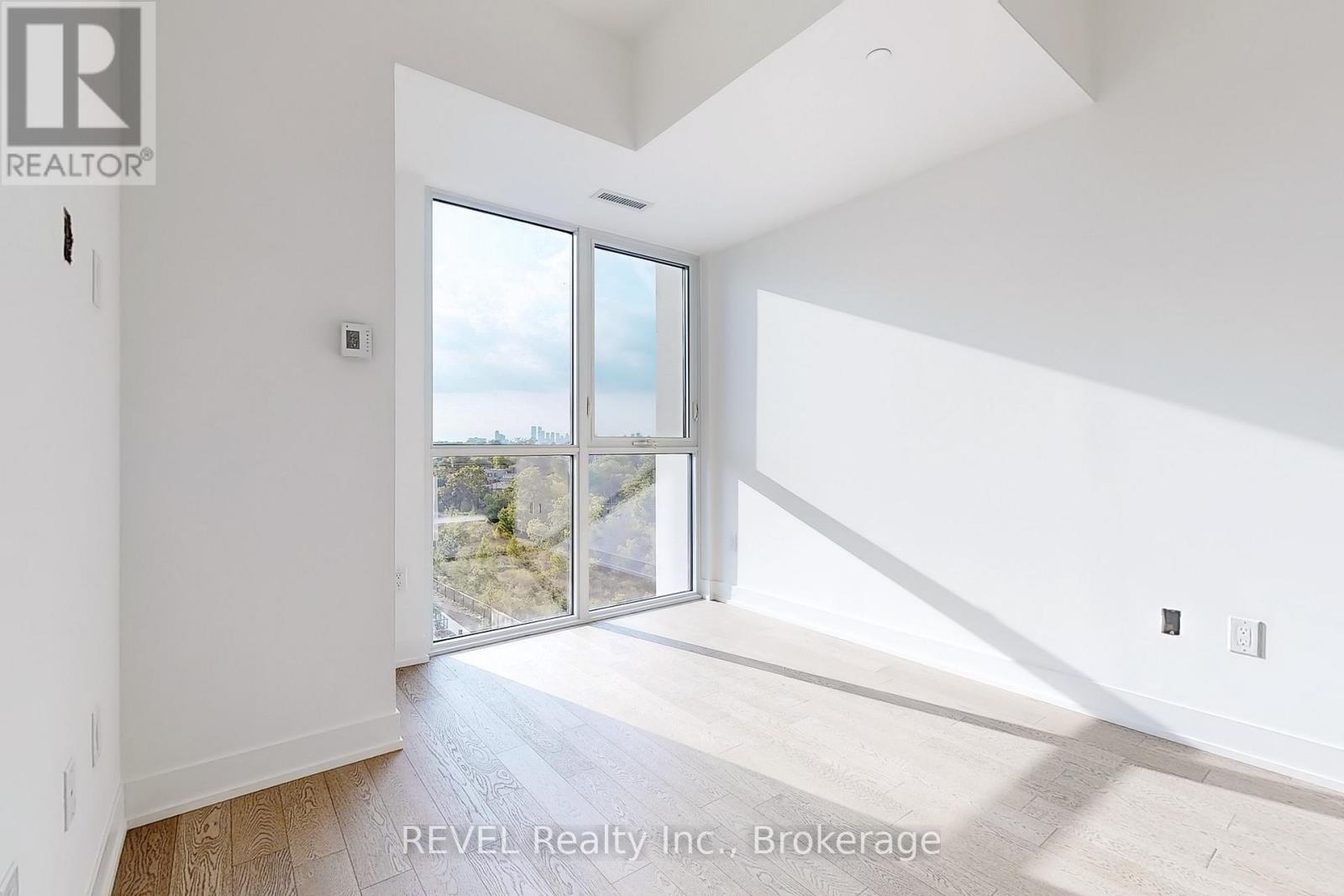602 - 1063 Douglas Mccurdy Comm Circle, Mississauga, Ontario  L5G 0C5 - Photo 11 - W13711550