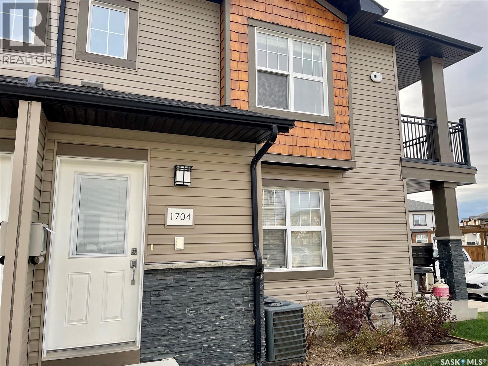 1704 1015 Patrick Crescent, Saskatoon, Saskatchewan  S7W 0M1 - Photo 3 - SK046600