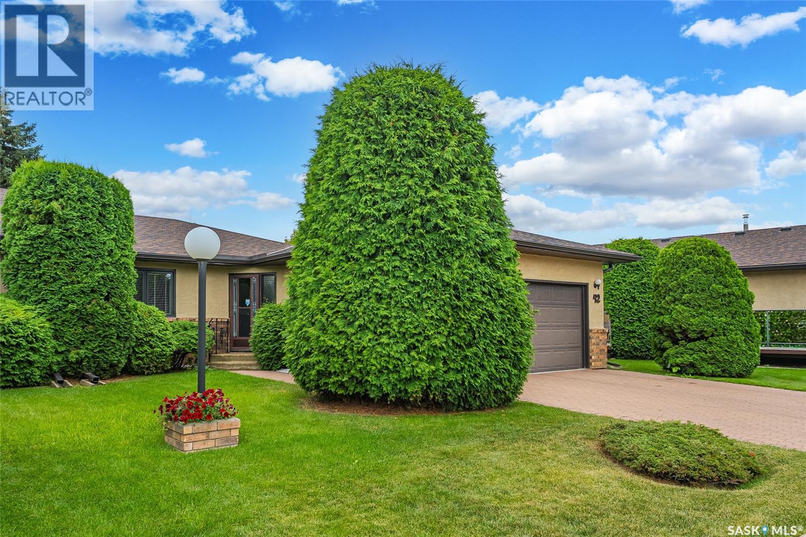 42 3415 Calder Crescent, Saskatoon, Saskatchewan  S7J 4Z9 - Photo 2 - SK046546