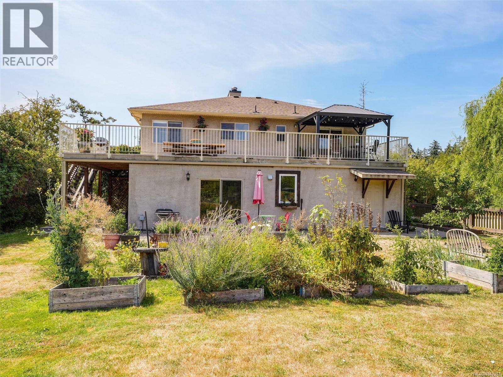 798 Wain Rd, North Saanich, British Columbia