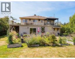 798 Wain Rd, North Saanich, British Columbia