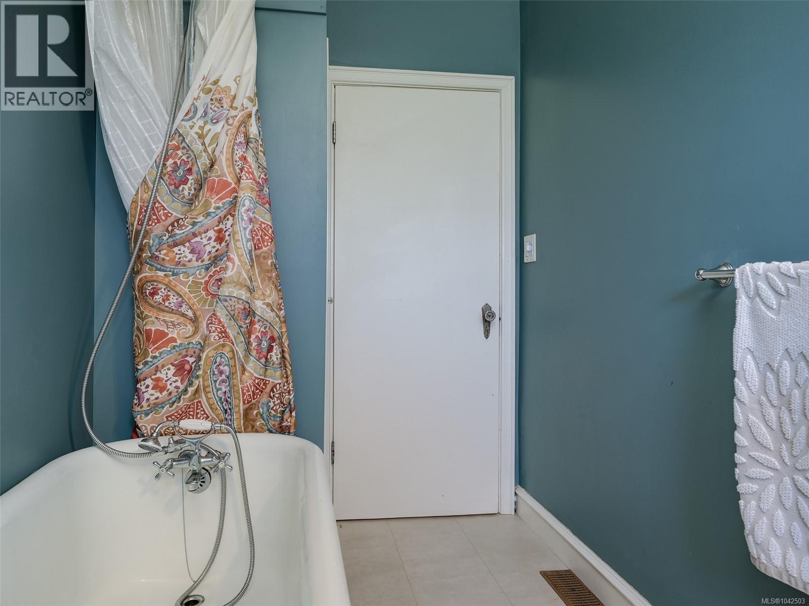 798 Wain Rd, North Saanich, British Columbia  V8L 5N8 - Photo 12 - 1042503