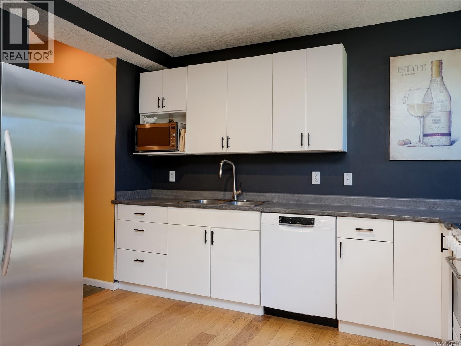 798 Wain Rd, North Saanich, British Columbia  V8L 5N8 - Photo 20 - 1042503