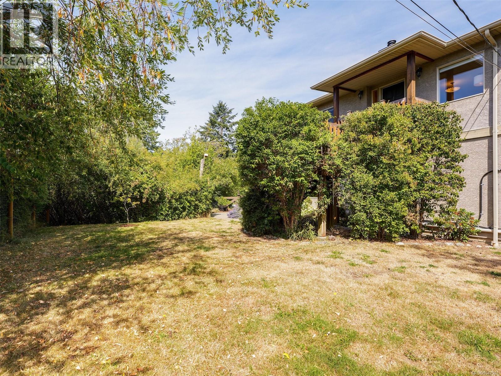 798 Wain Rd, North Saanich, British Columbia  V8L 5N8 - Photo 37 - 1042503
