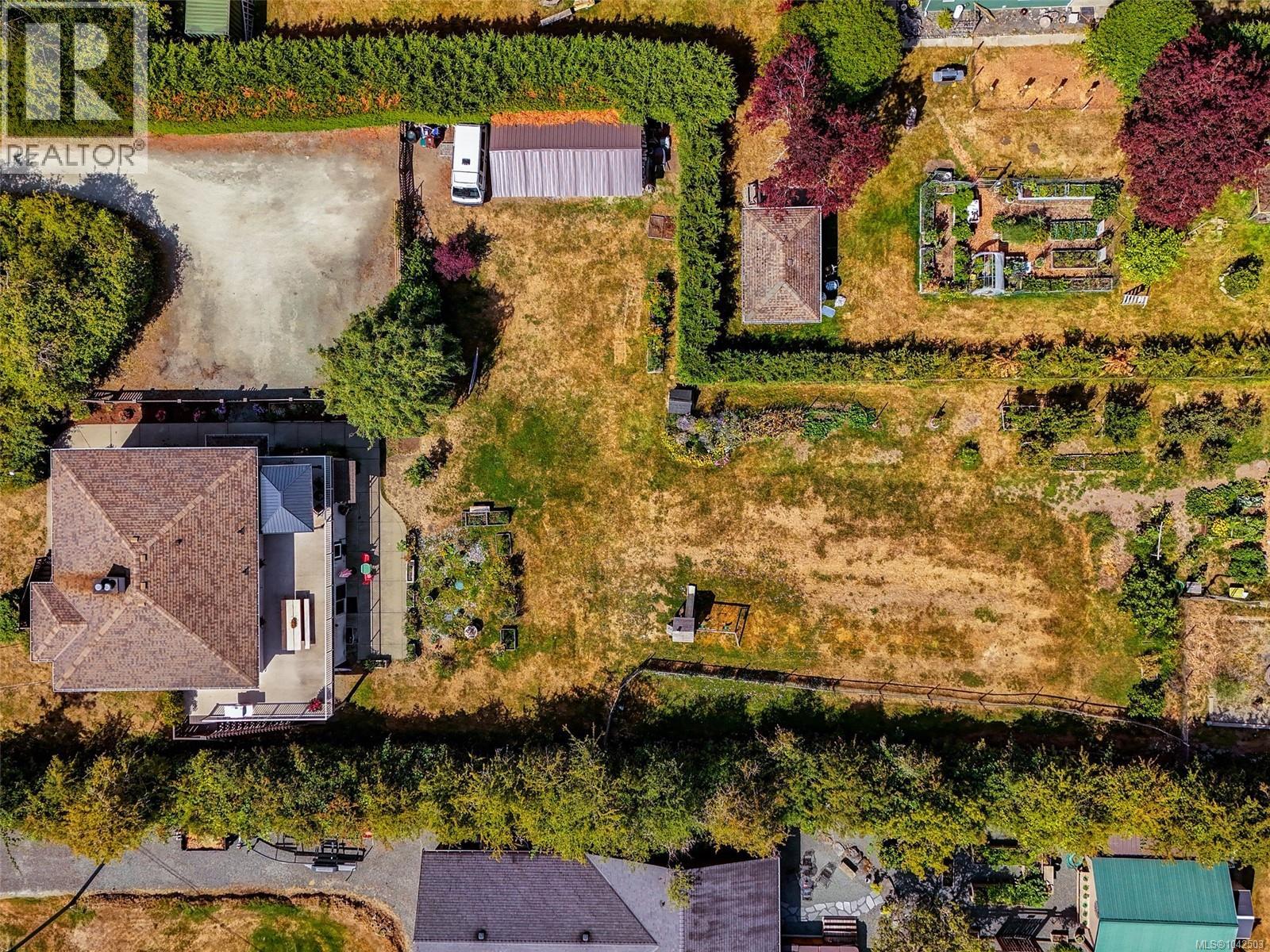 798 Wain Rd, North Saanich, British Columbia  V8L 5N8 - Photo 40 - 1042503