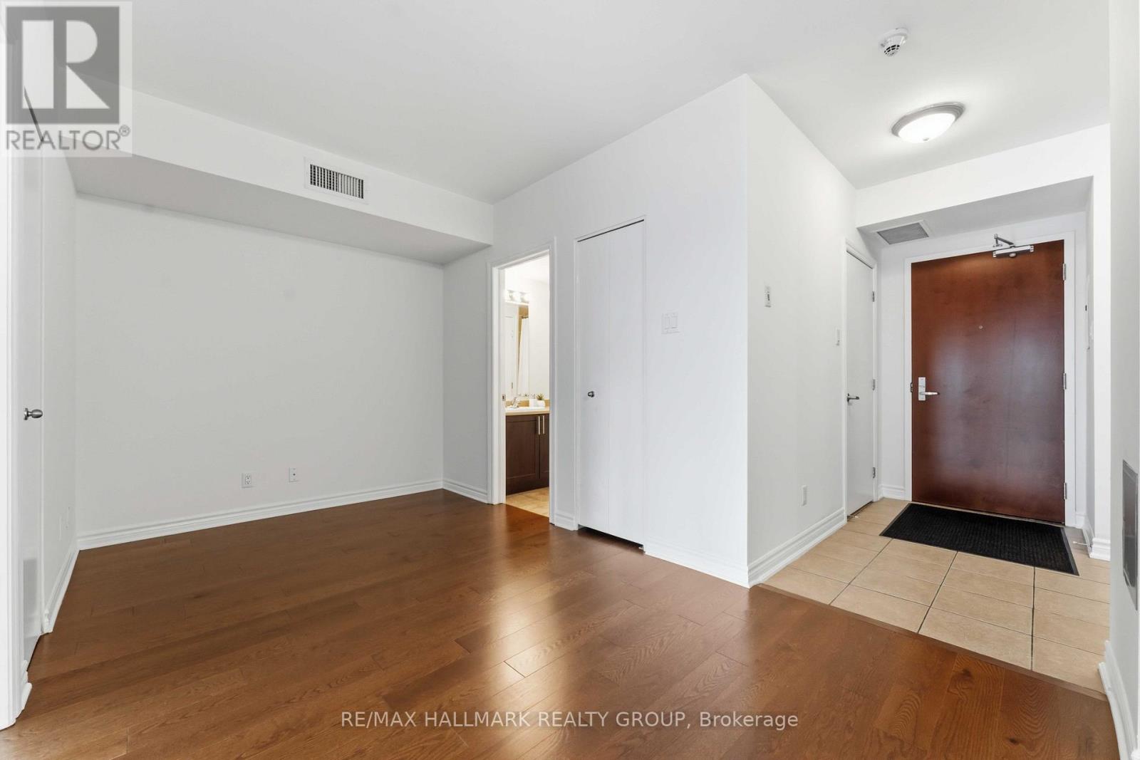1902 - 234 Rideau Street, Ottawa, Ontario  K1N 0A9 - Photo 3 - X13711472