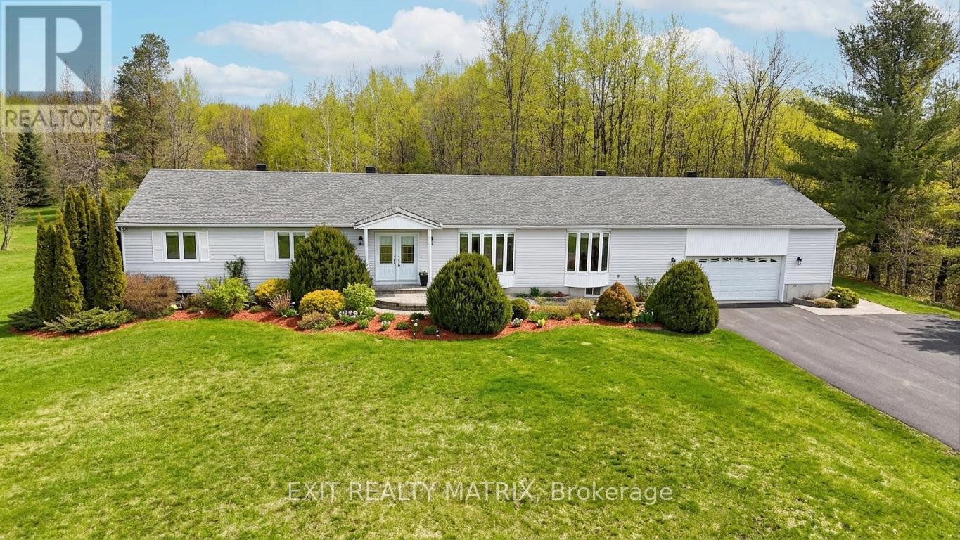 8329 RODNEY FARM DRIVE, Ottawa, Ontario