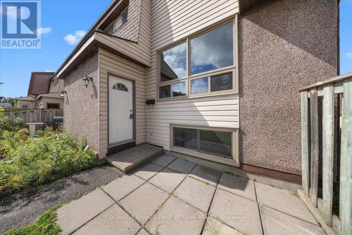 44 - 2640 Draper Avenue, Ottawa, Ontario  K2H 8V3 - Photo 2 - X13711538