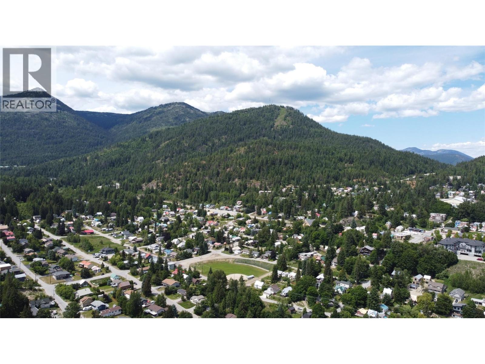 2050 Phoenix Avenue, Rossland, British Columbia V0G 1Y0 - Photo 16 - 10398523