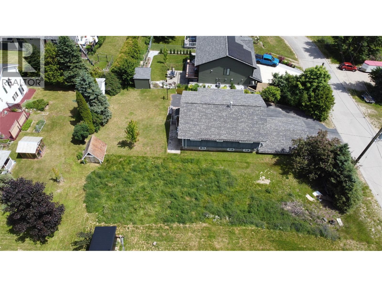 2050 Phoenix Avenue, Rossland, British Columbia V0G 1Y0 - Photo 6 - 10398523