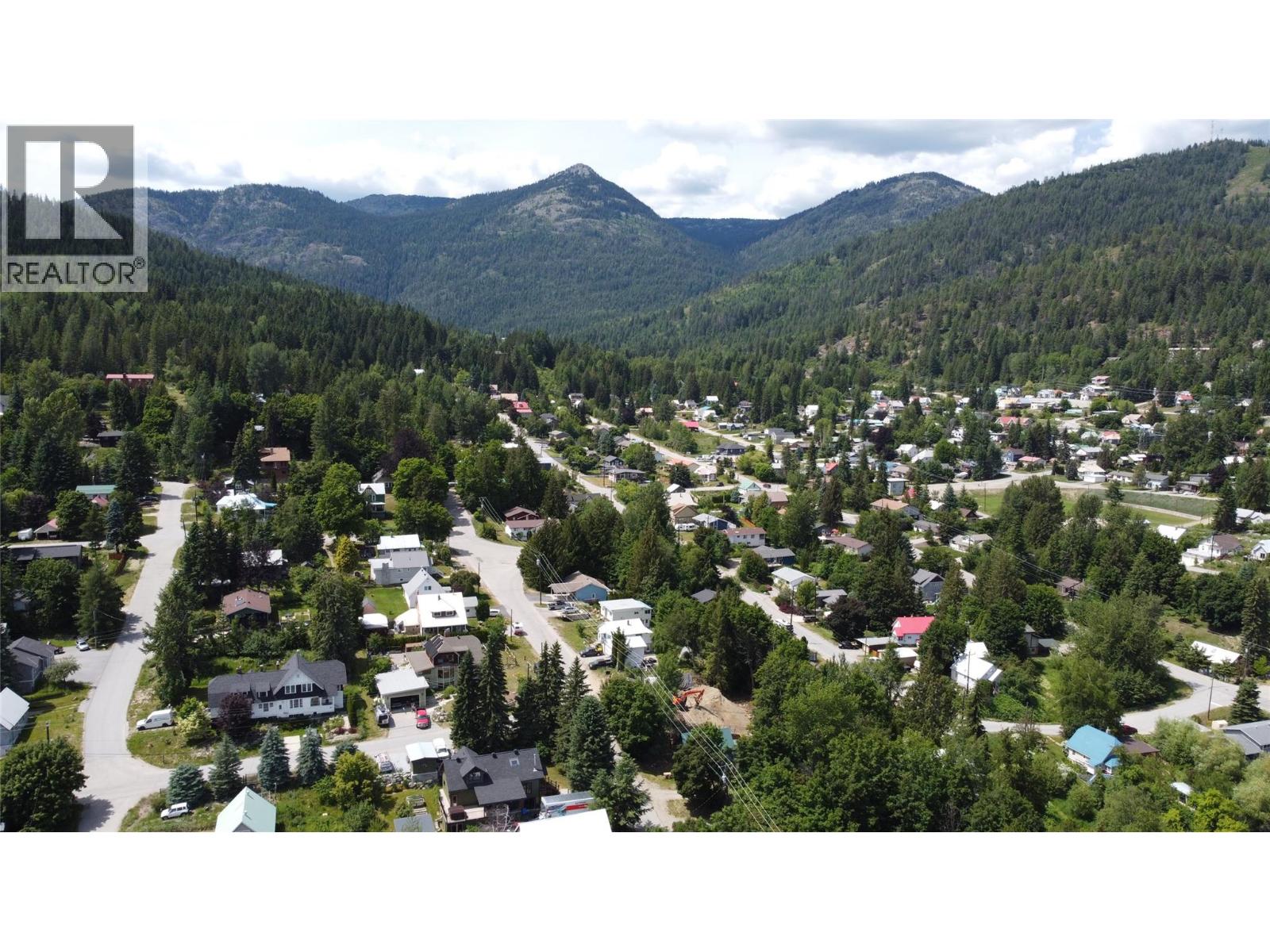 2050 Phoenix Avenue, Rossland, British Columbia V0G 1Y0 - Photo 15 - 10398523